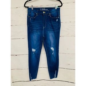 No Boundries High-RIse Sculpting Jeans